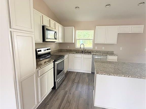 4th image of 9850 N SANDREE DRIVE