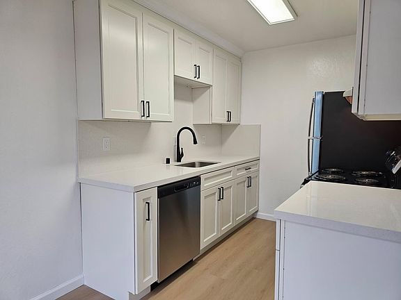 4th image of 274-276 Euclid Ave #6f275a913
