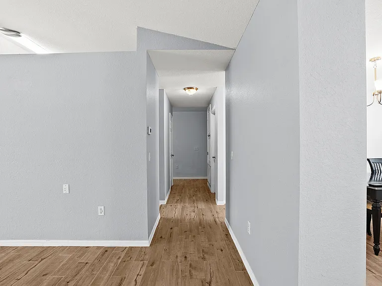 11366 Riddle Dr — Photo 20