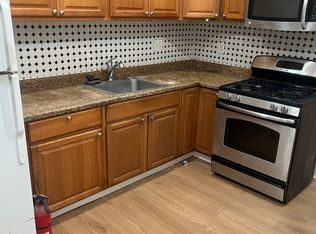 198 Boyd Ave, Jersey City, NJ 07304