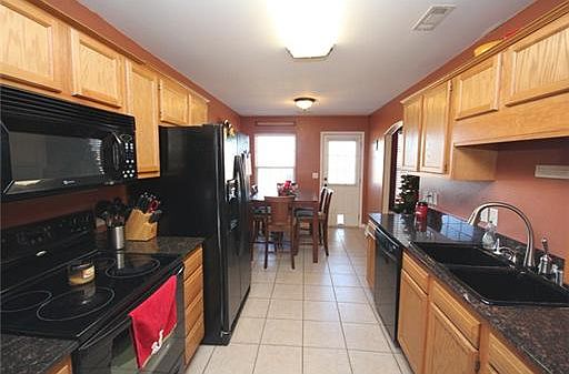 2nd image of 311 E Beasley Dr