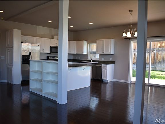 4th image of 507 Oakwood Dr