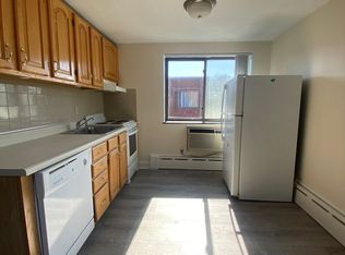 17 Chester St #49, Cambridge, MA 02140
