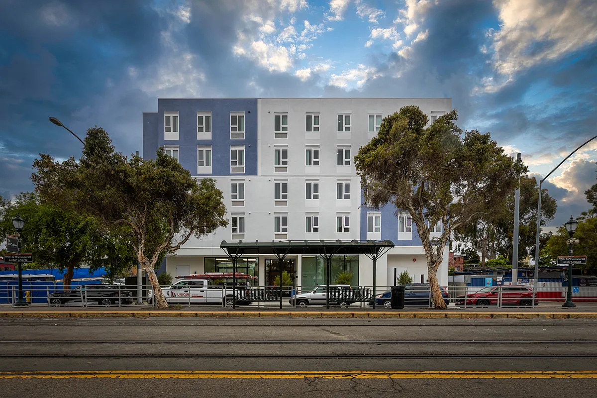 Building Photo - 2551 Commercial St