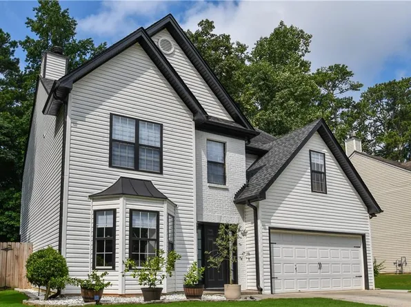 350 Oakland Place Dr, Lawrenceville, GA 30044
