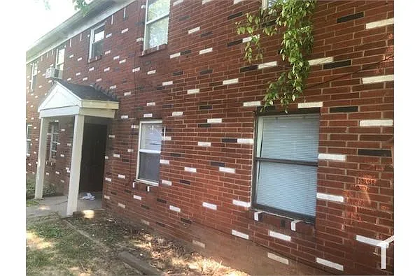 Building Photo - 3636 Manslick Rd
