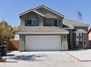 16336 Manchester St, Victorville, CA 92394