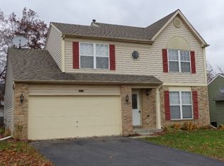 2704 Peppertree Ln, Waukegan, IL 60085