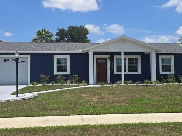 7229 Ashland Dr, Zephyrhills, FL 33540