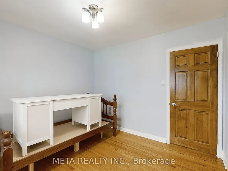 36 Dewlane Dr — Photo 15