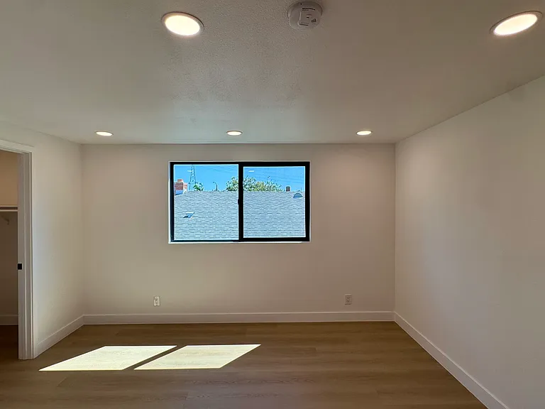 17502 Luther Ave — Photo 21