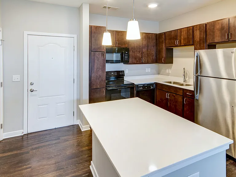 Riverview — Photo 14