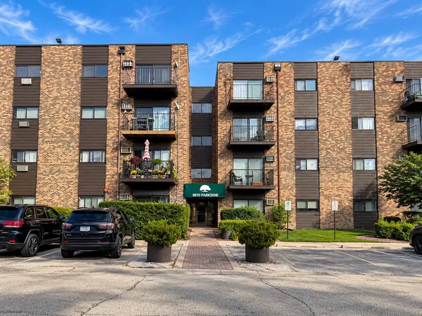 8970 Parkside Ave #113, Des Plaines, IL 60016