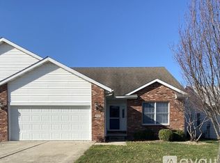 7117 Piper Glen Dr, Springfield, IL 62711