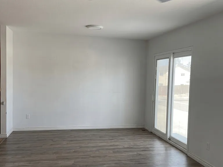Dining Room2