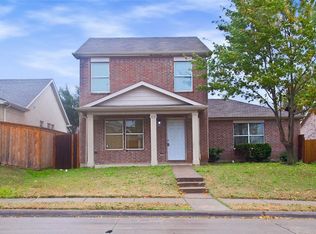 810 Trinity Ln, Dallas, TX 75241