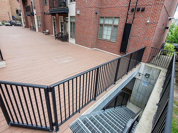 4th image of 414 N Main St APT 16