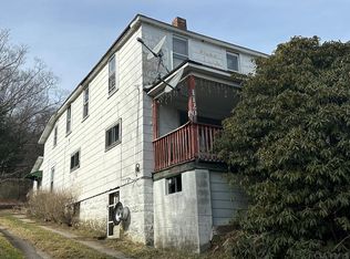 1120 Station Rd, Nanty Glo, PA 15943