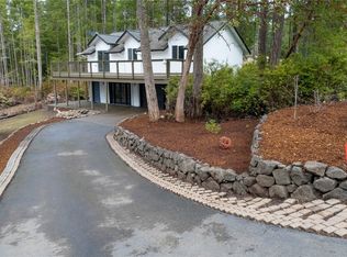 451 E Hillside Dr, Belfair, WA 98528