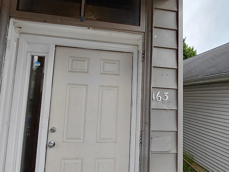 163 Washington St #2 — Photo 12
