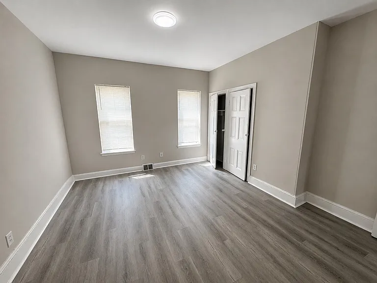 811 W Cumberland St — Photo 10