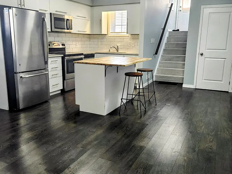 3200 Singleton Ave #25 — Photo 4