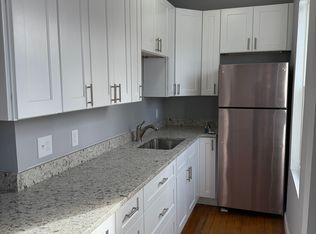 68 Waverly St #2, Worcester, MA 01604