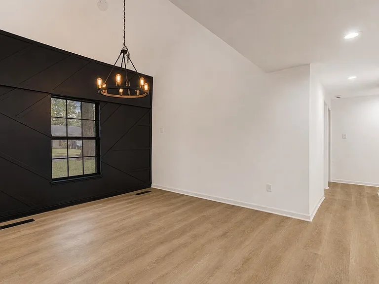 3116 Domar St — Photo 11