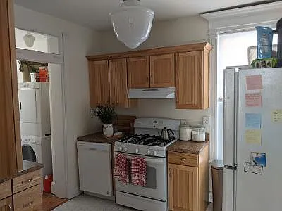 835 N Ogden St — Photo 8