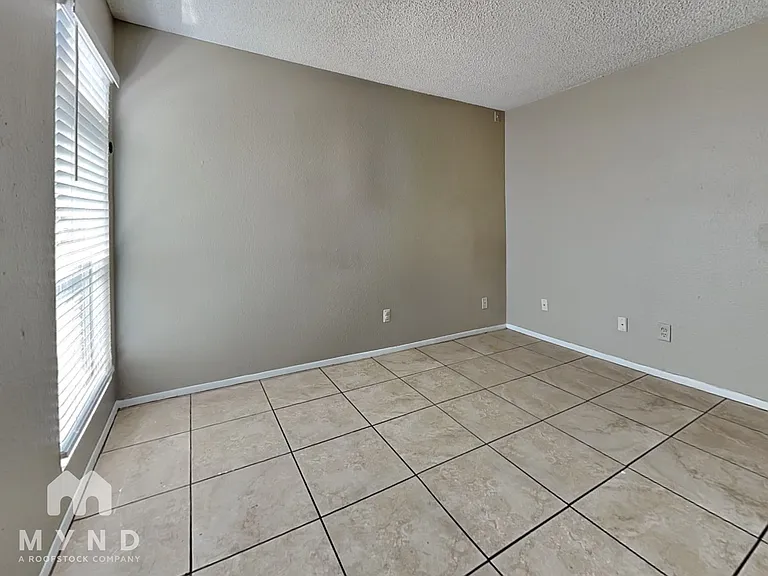 8343 N 59th Dr — Photo 11