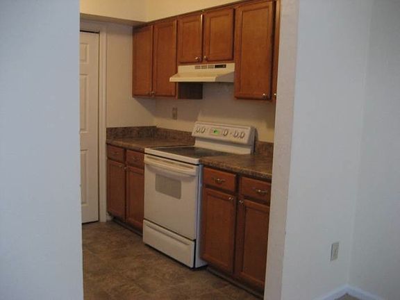 2nd image of 6092 Camellia Dr APT A