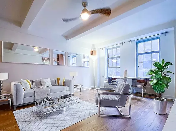 405 W 23rd St APT 5L, New York, NY 10011