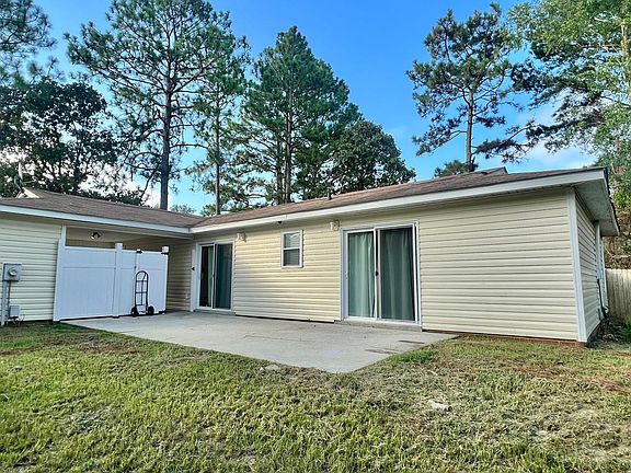 4th image of 703 Amber Dr