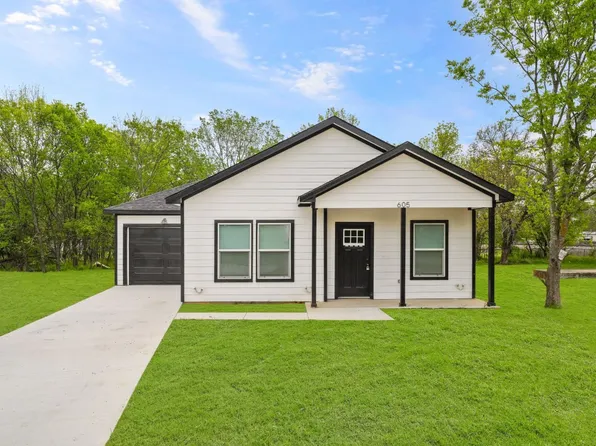 605 E 14th Ave, Corsicana, TX 75110