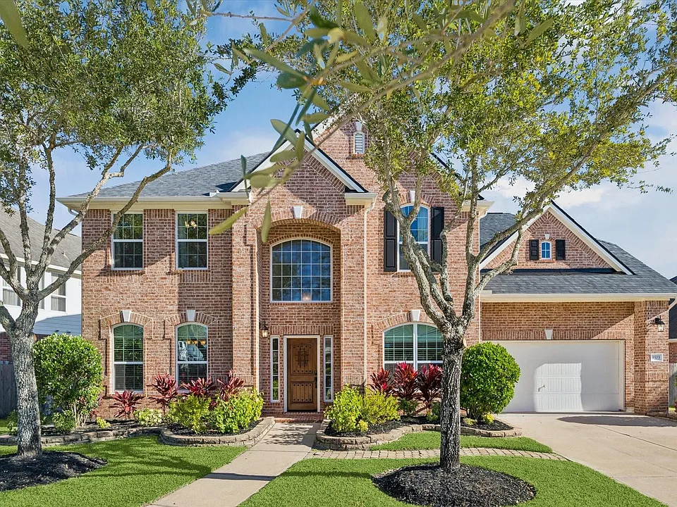 4303 Pensacola Oaks Ln