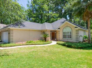 925 Hillcrest Ct, Tallahassee, FL 32308
