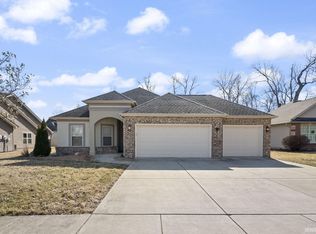 2237 Mondavi Blvd, Lafayette, IN 47909