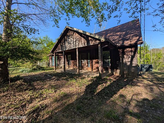 3rd image of 5490 Old Paris Murray Rd