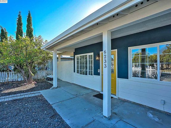 3rd image of 6233 Zulmida Ave