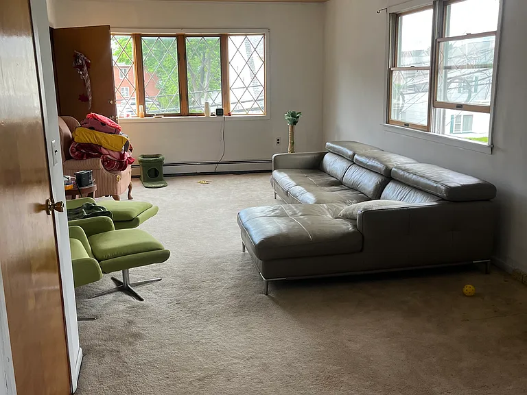 54 Pitt St #2 — Photo 4