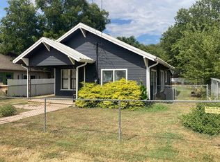 403 NE 7th Ave, Mineral Wells, TX 76067