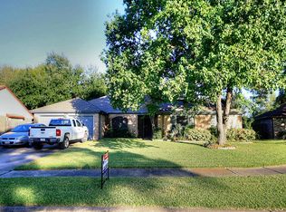 63 Starshadow Pl, Houston, TX 77015