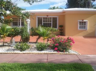 1560 Marseille Dr, Miami Beach, FL 33141