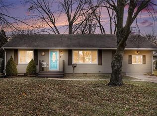 3221 S Crysler Ave, Independence, MO 64055