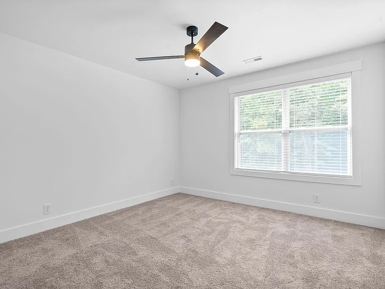 323 Front Ridge Cir — Photo 22