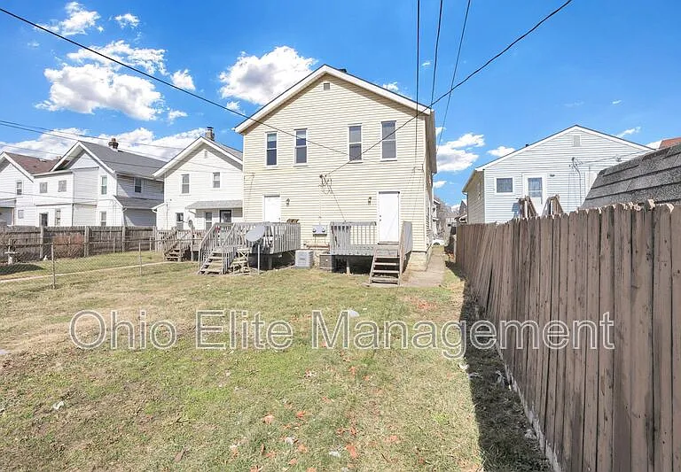 793 E Starr Ave — Photo 39