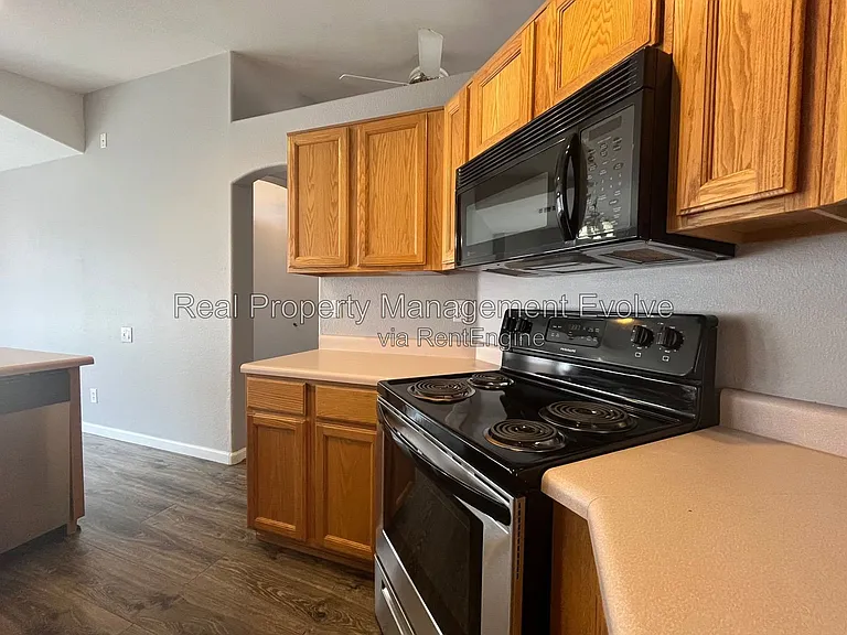 6246 W Blackhawk Dr — Photo 6