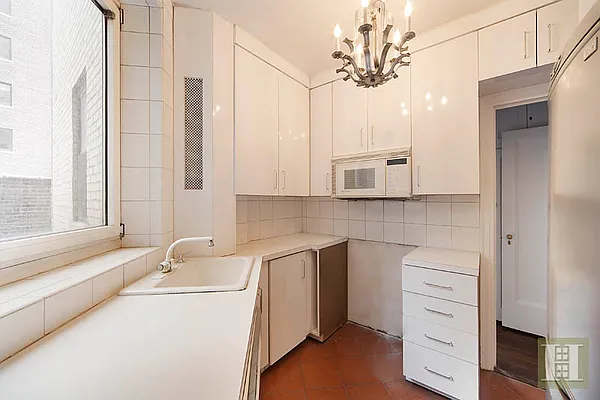 Sold by Halstead Real Estate | media 8