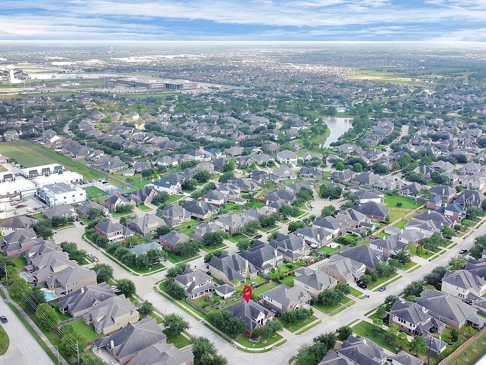 1st image of 3001 Decker Field Ln
