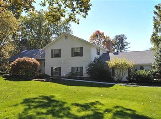 2022 Quarter Mile Rd, Bethlehem, PA 18015